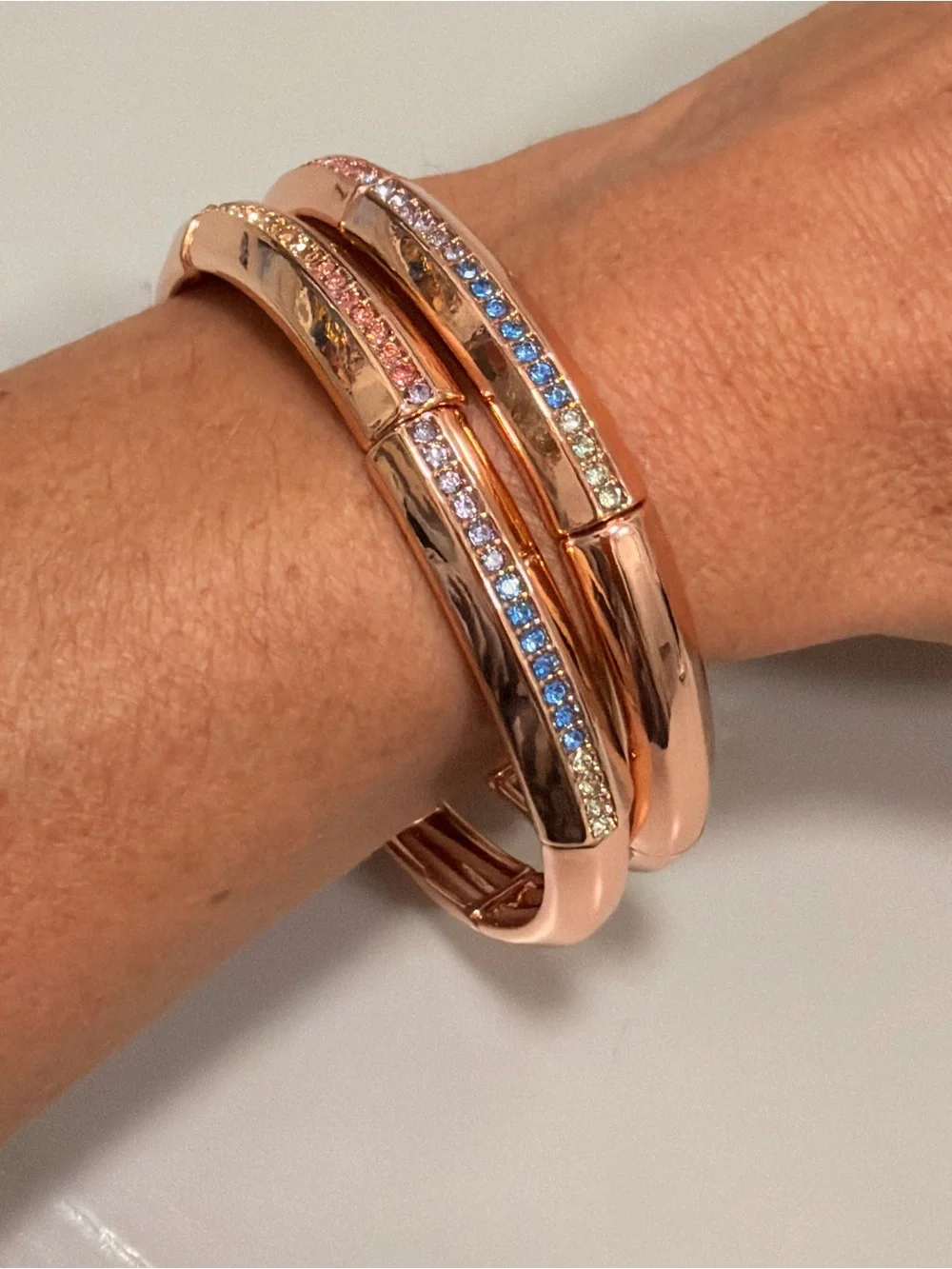 Bomb Party NWT Rose Gold Multicolor Crystal Hinged Bangle Bracelet Set